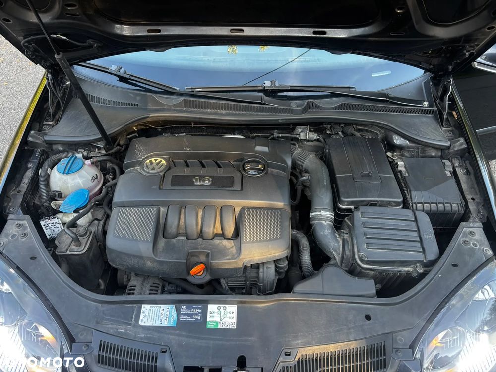 Volkswagen Golf - 11