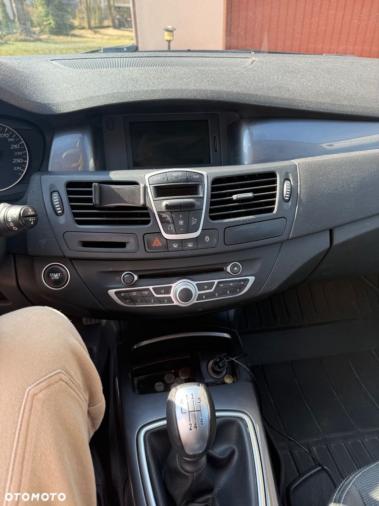 Renault Laguna 2.0 Expression - 11