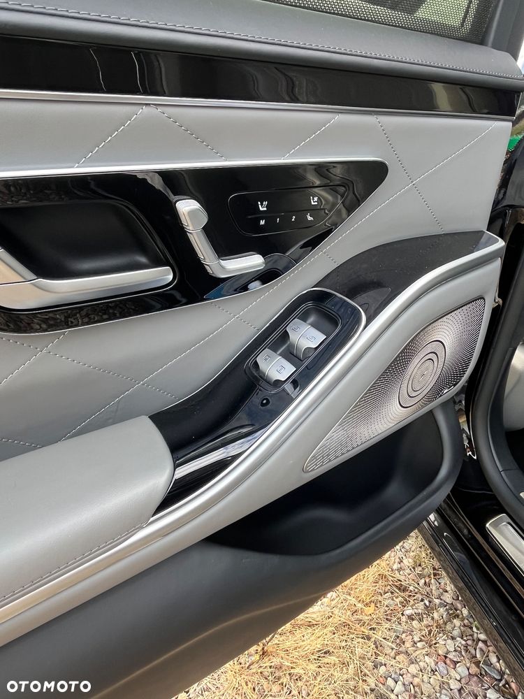 Mercedes-Benz Klasa S 500 4-Matic L 9G-TRONIC - 28