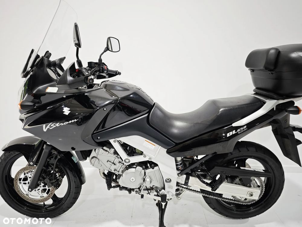 Suzuki V-STROM - 10