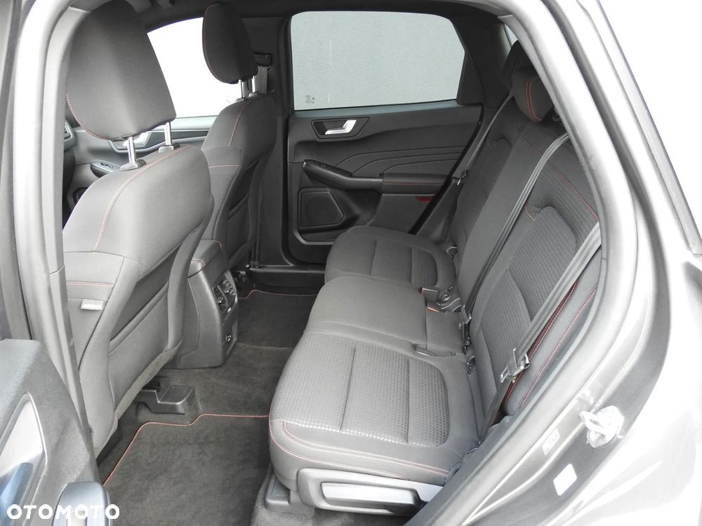 Ford Kuga 1.5 EcoBlue ST-LINE - 12