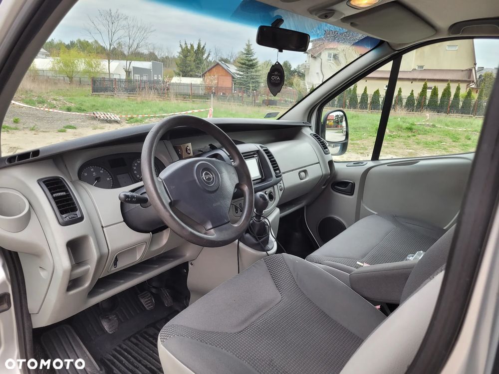 Opel Vivaro L2H1 2.9t - 7
