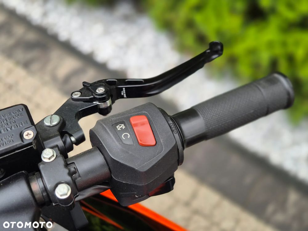 KTM RC 125 - 17