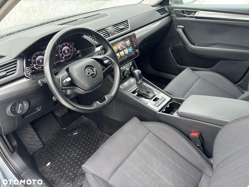 Skoda Superb 2.0 TDI SCR Style DSG - 10