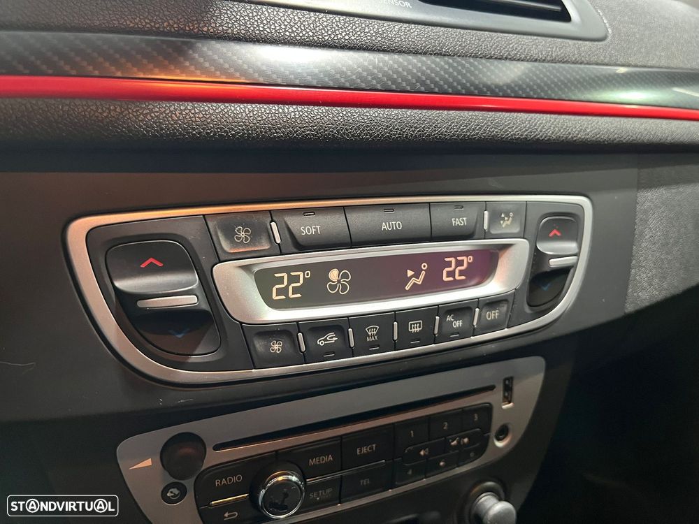 Renault Mégane Sport Tourer 1.5 dCi GT Line SS - 30