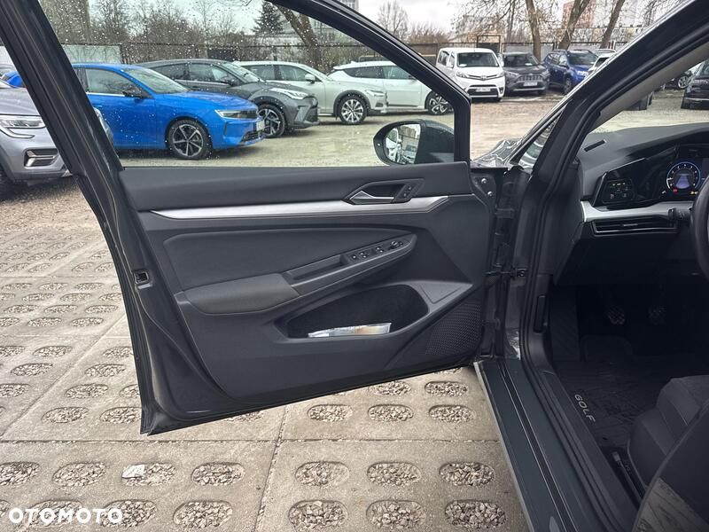 Volkswagen Golf - 14