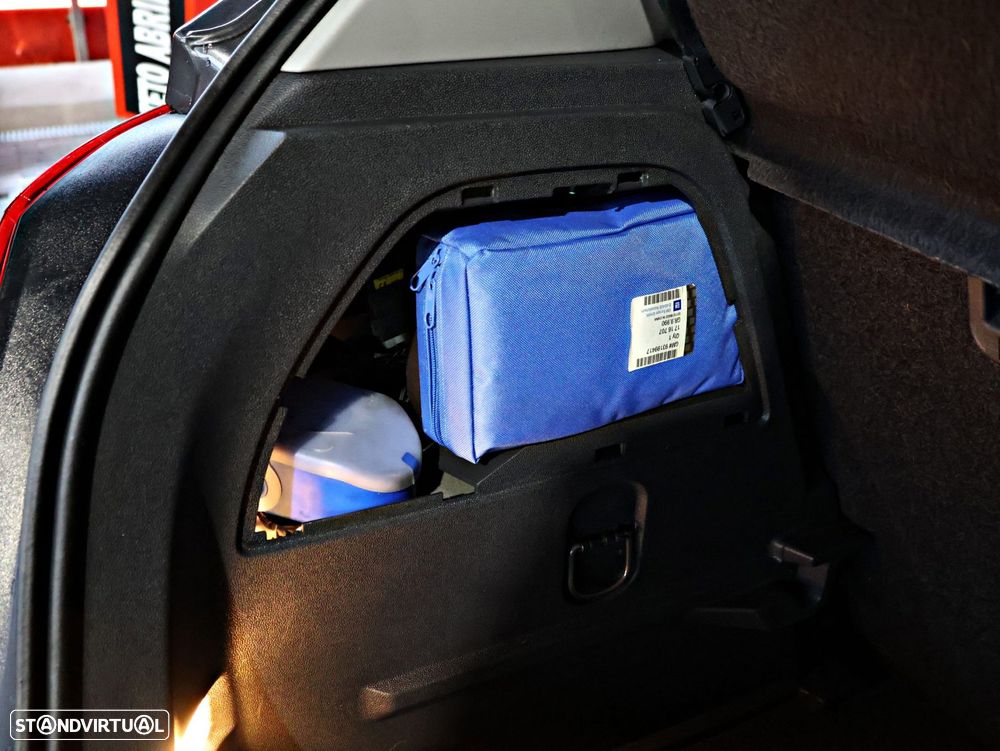 Opel Corsa 1.2 Enjoy - 32