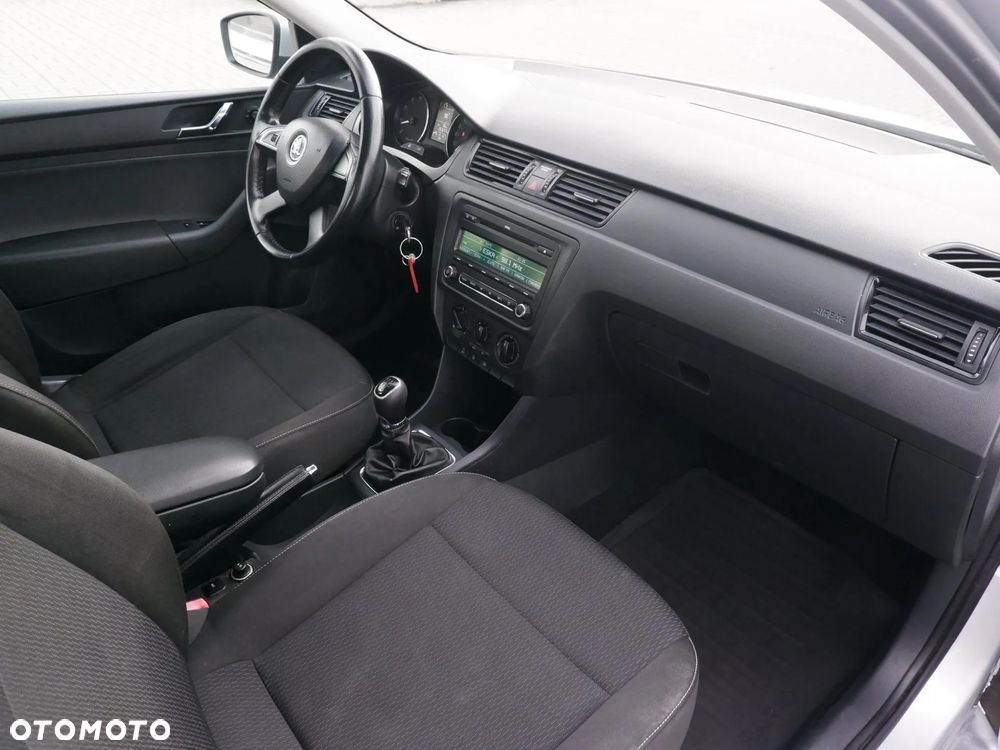 Skoda RAPID 1.2 TSI Ambition - 20