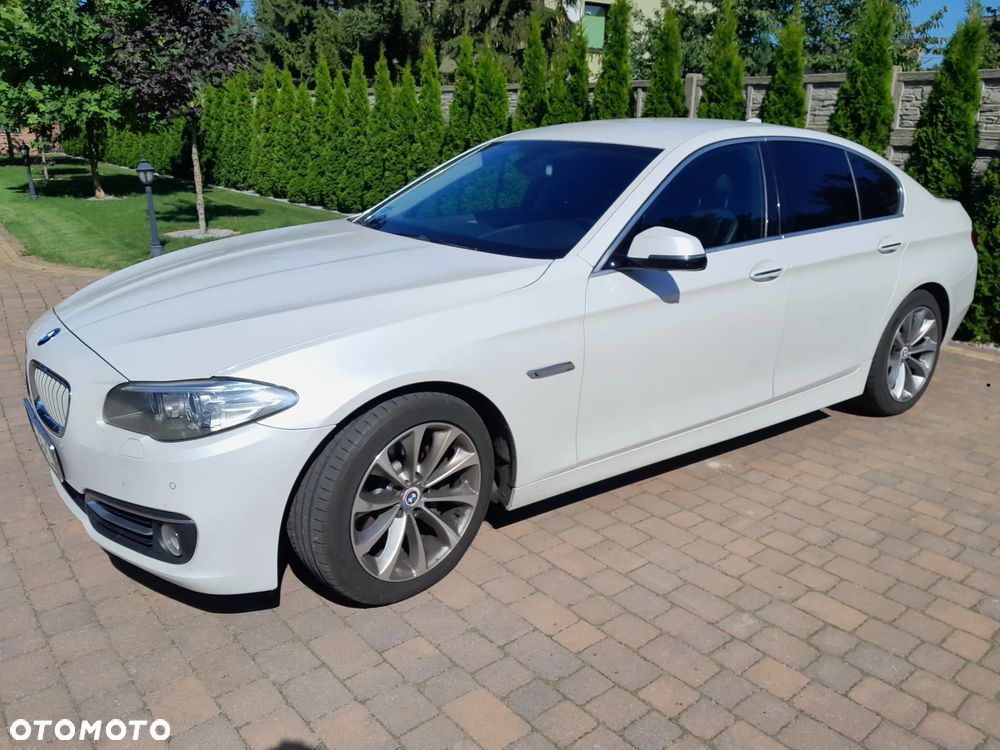 BMW Seria 5 525d Luxury Line - 1