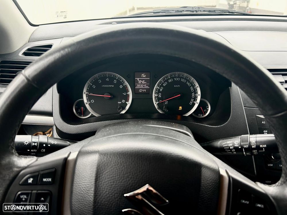 Suzuki Swift 1.2 VVT GLX - 17