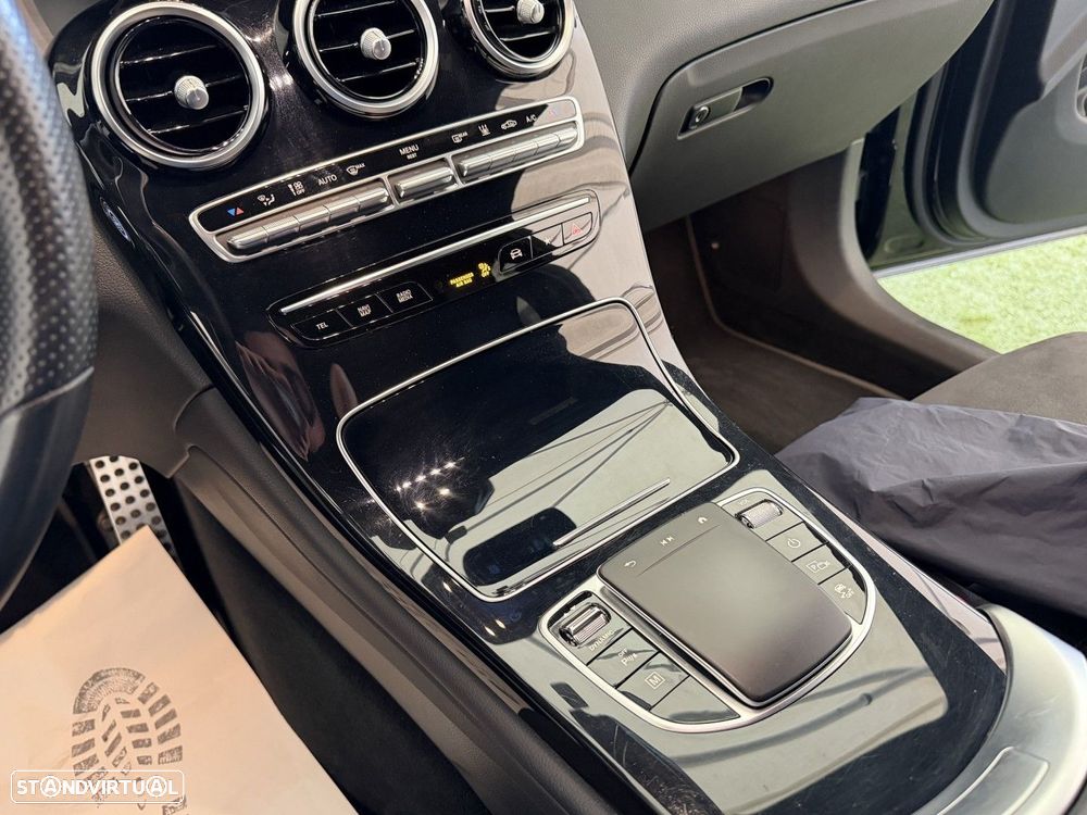 Mercedes-Benz GLC 300 de 4Matic 9G-TRONIC Exclusive - 19