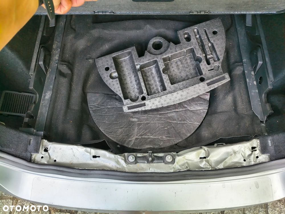 Volkswagen Touran - 15
