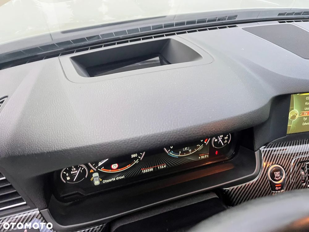 BMW Seria 5 M550d xDrive - 26