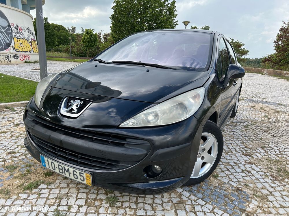Peugeot 207 1.4 HDi Premium - 2
