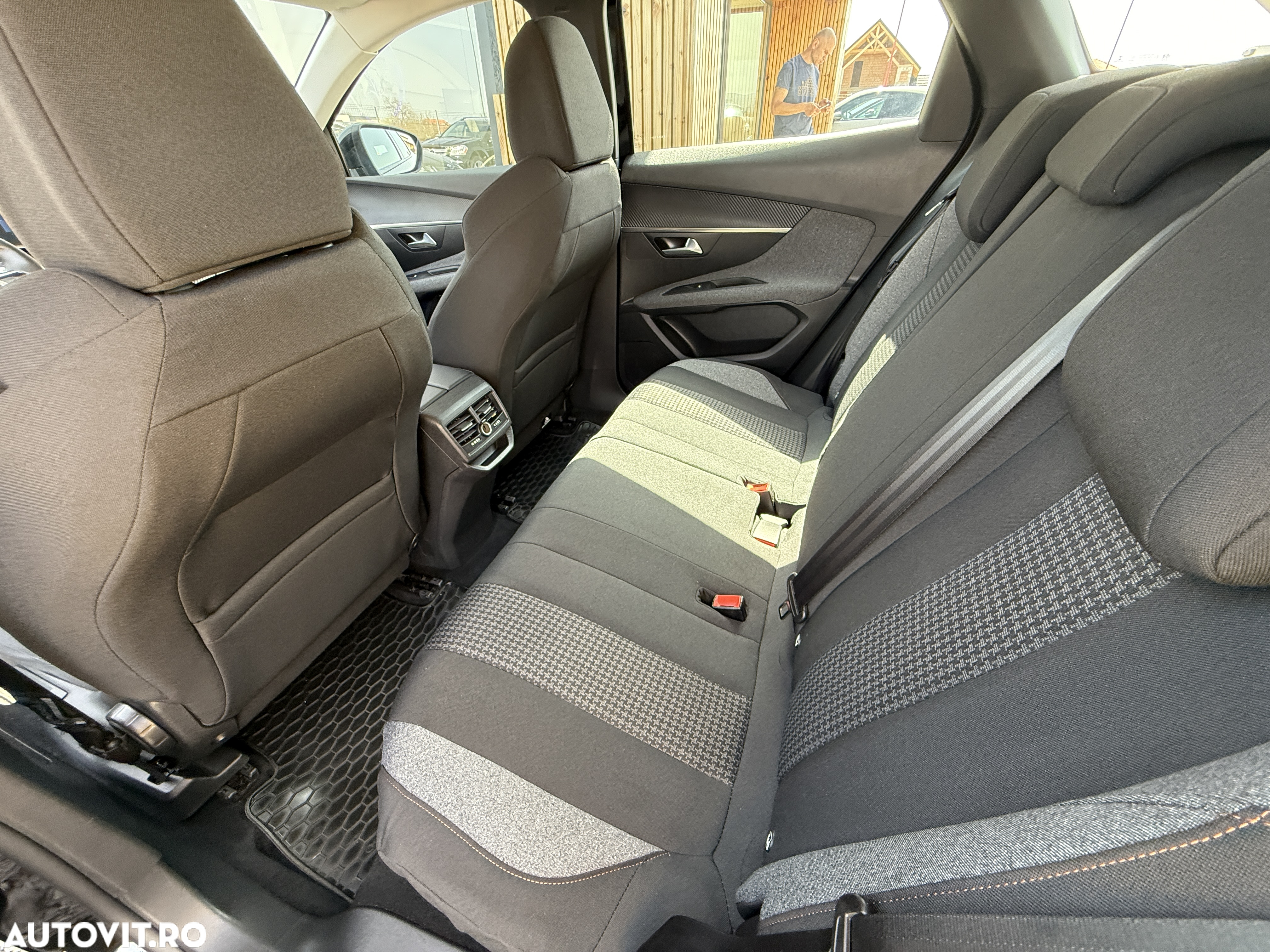 Peugeot 3008 1.5 BlueHDI 130 S&S BVM6 Active Pack - 25