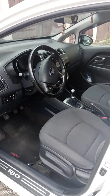 Kia Rio 1.2 L Business Line - 17