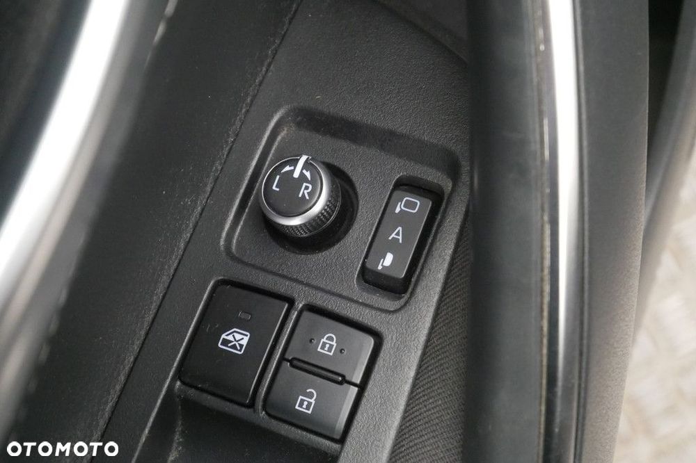 Toyota Corolla 1.8 Hybrid Comfort - 28