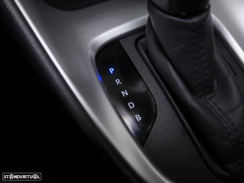 Toyota Yaris 1.5 HDF Comfort - 17