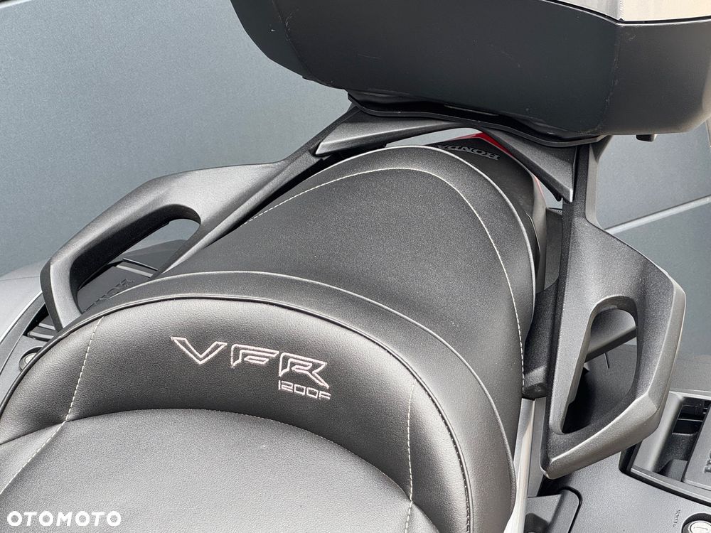 Honda VFR - 36