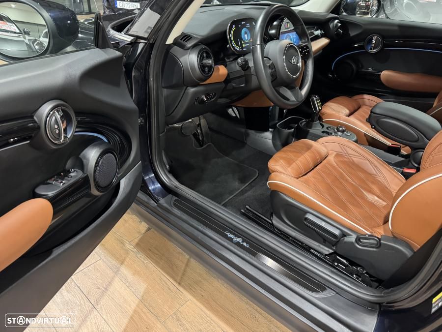 MINI 3 Portas Cooper SE Camden Edition - 14