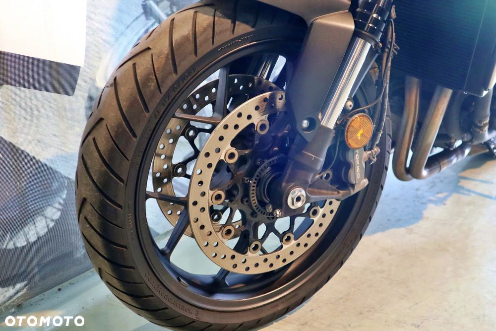 Honda CB - 3
