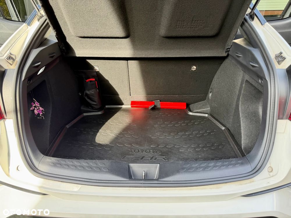 Toyota C-HR 1.2 T Premium - 18