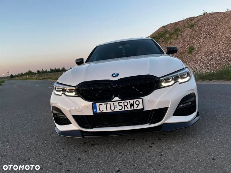 BMW Seria 3 330i xDrive Sport Line - 7