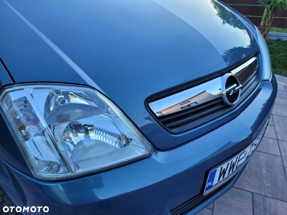 Opel Meriva 1.8 16V Cosmo - 9