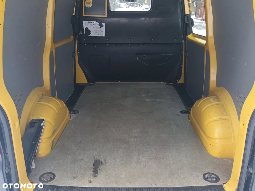 Volkswagen Transporter - 25