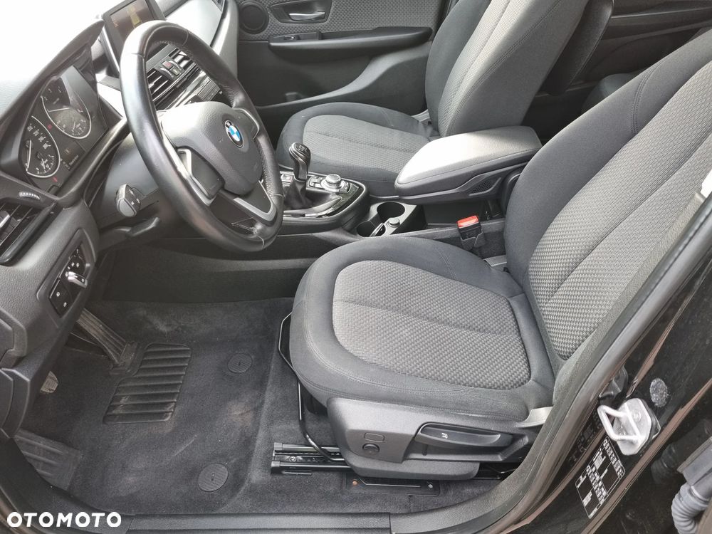 BMW Seria 2 216d Advantage - 27