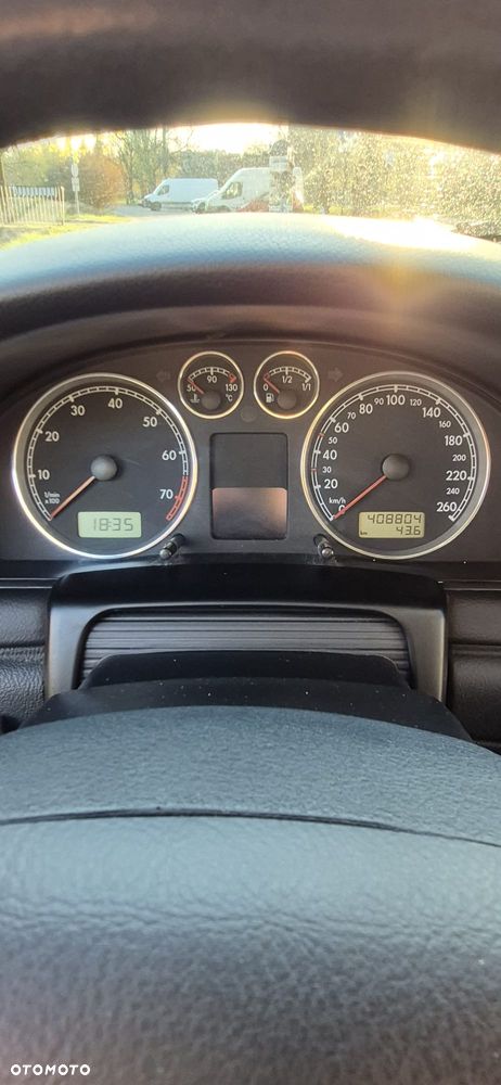Volkswagen Passat 2.0 Comfortline - 10