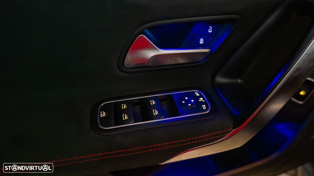 Mercedes-Benz CLA 250 e AMG Line - 12