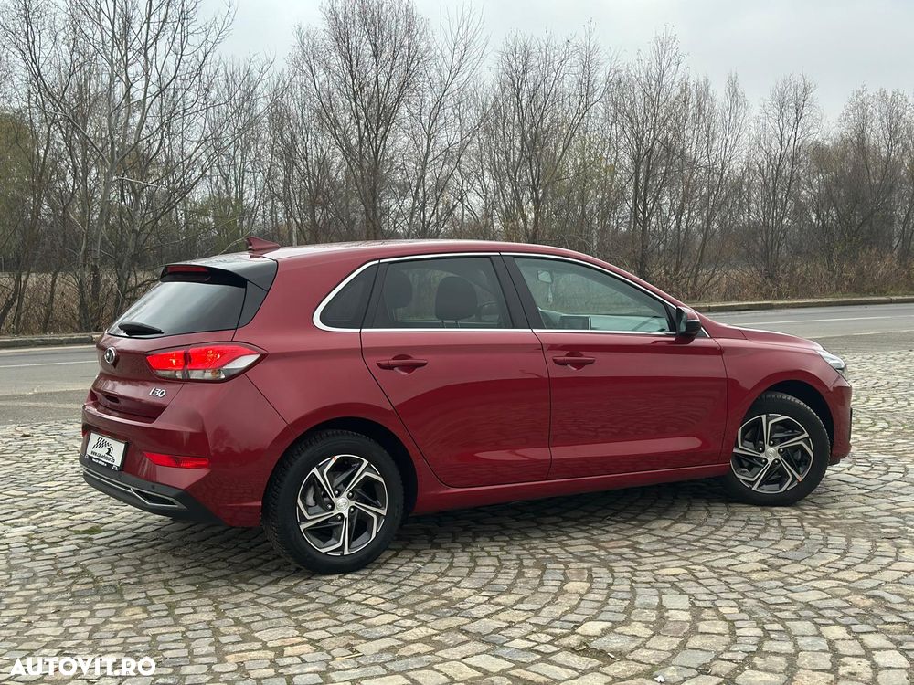 Hyundai i30 1.5 110CP 5DR M/T Comfort - 3