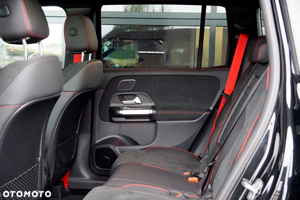 Mercedes-Benz GLB AMG 35 4Matic AMG Speedshift DCT 8G - 21