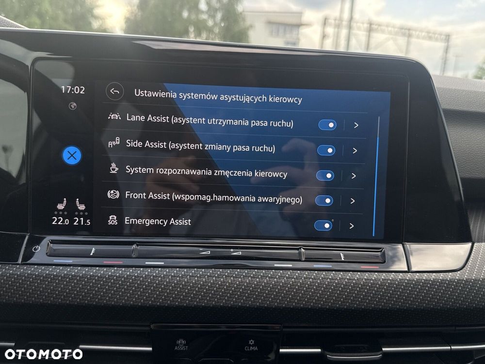 Volkswagen Golf 1.5 eTSI mHEV R-Line DSG - 26