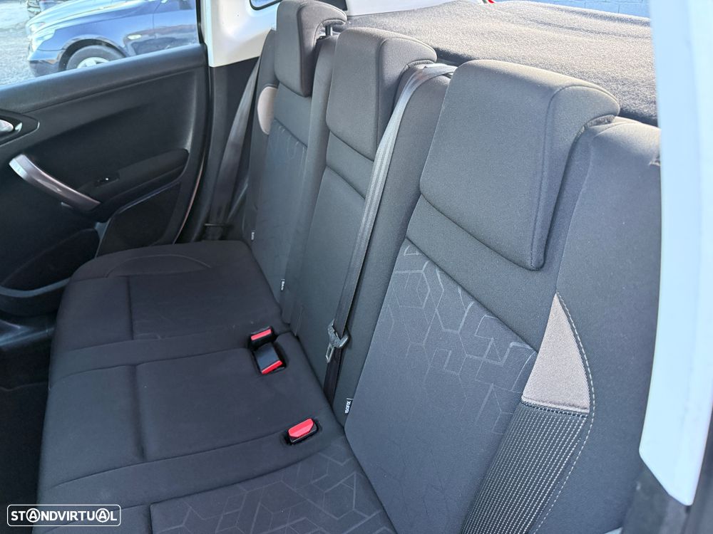 Peugeot 2008 e-HDi FAP 92 STOP & START Active - 16