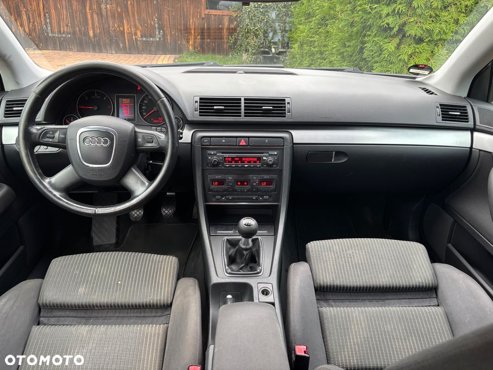 Audi A4 Avant 2.0 TDI DPF - 7