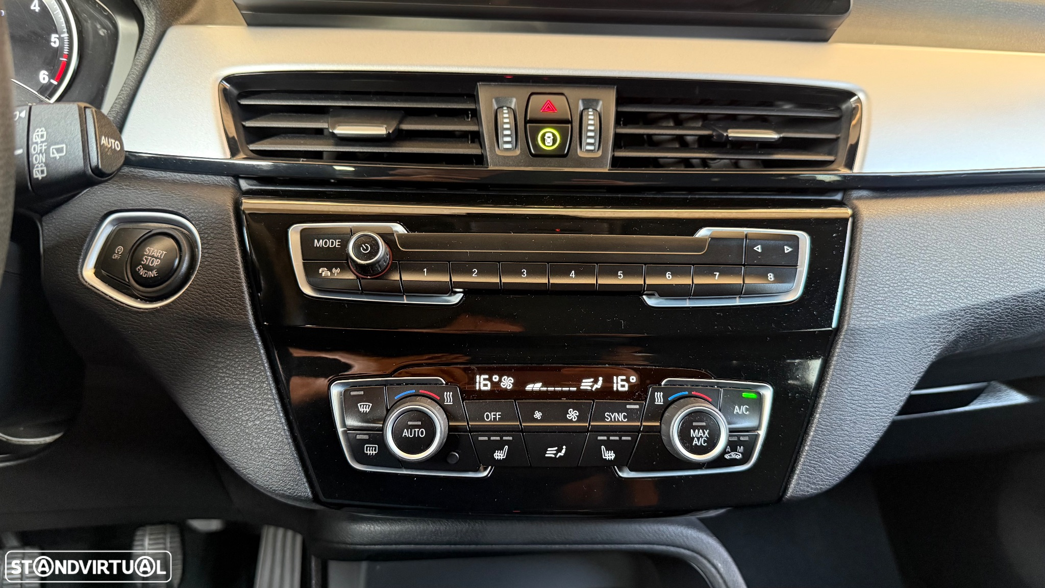 BMW X1 16 d sDrive Line Sport - 25