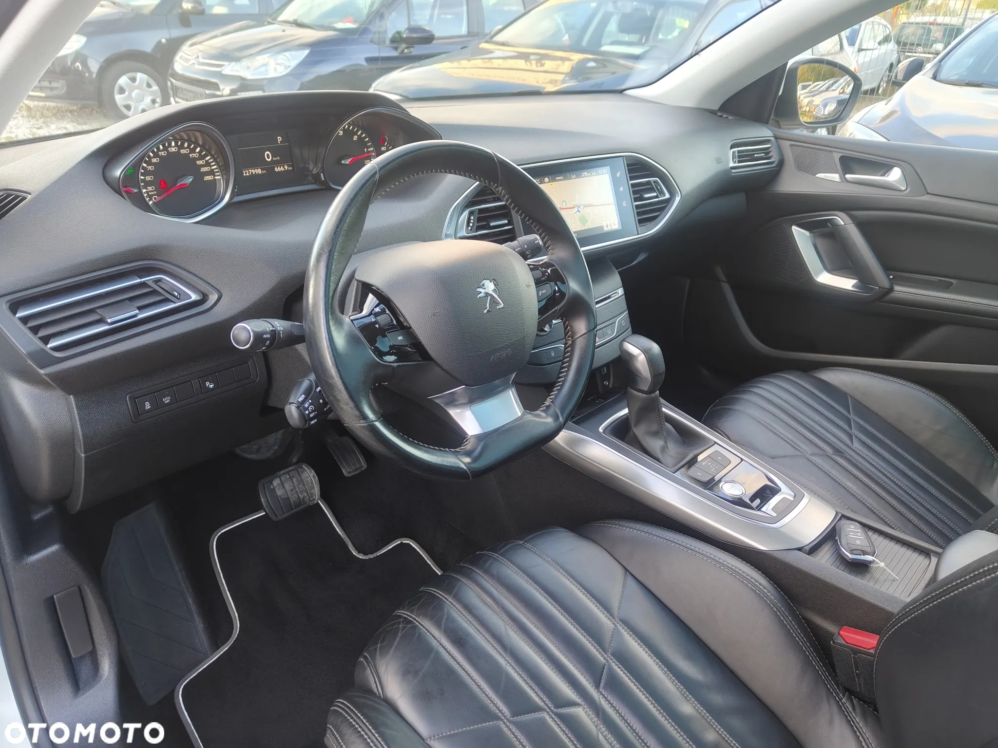 Peugeot 308 SW BlueHDi 150 Automatik Stop & Start Allure - 18