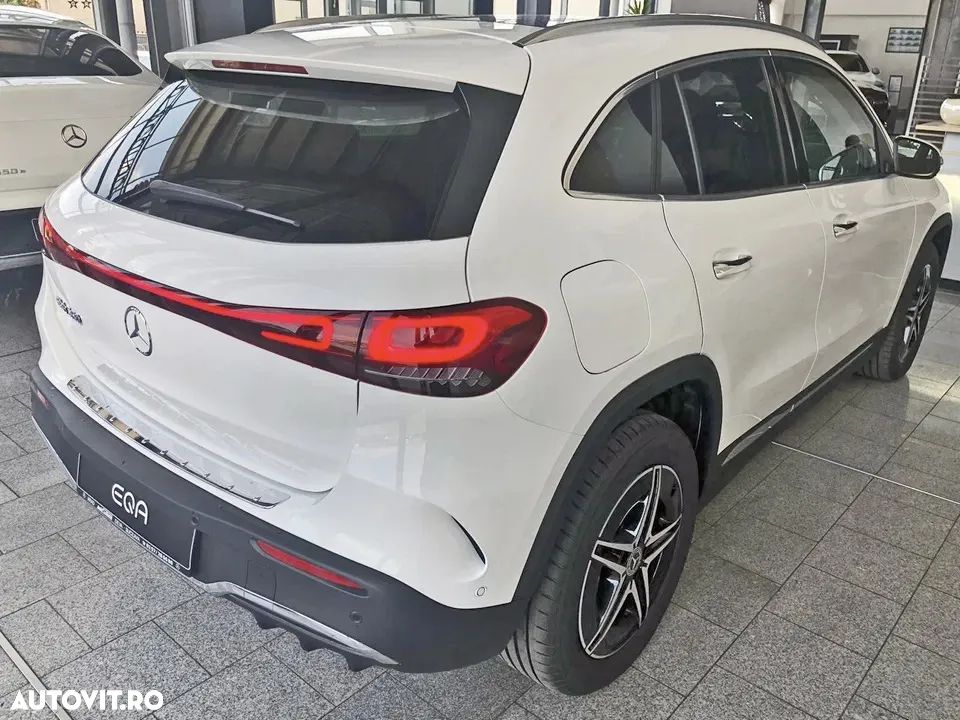 Mercedes-Benz EQA 250 - 9