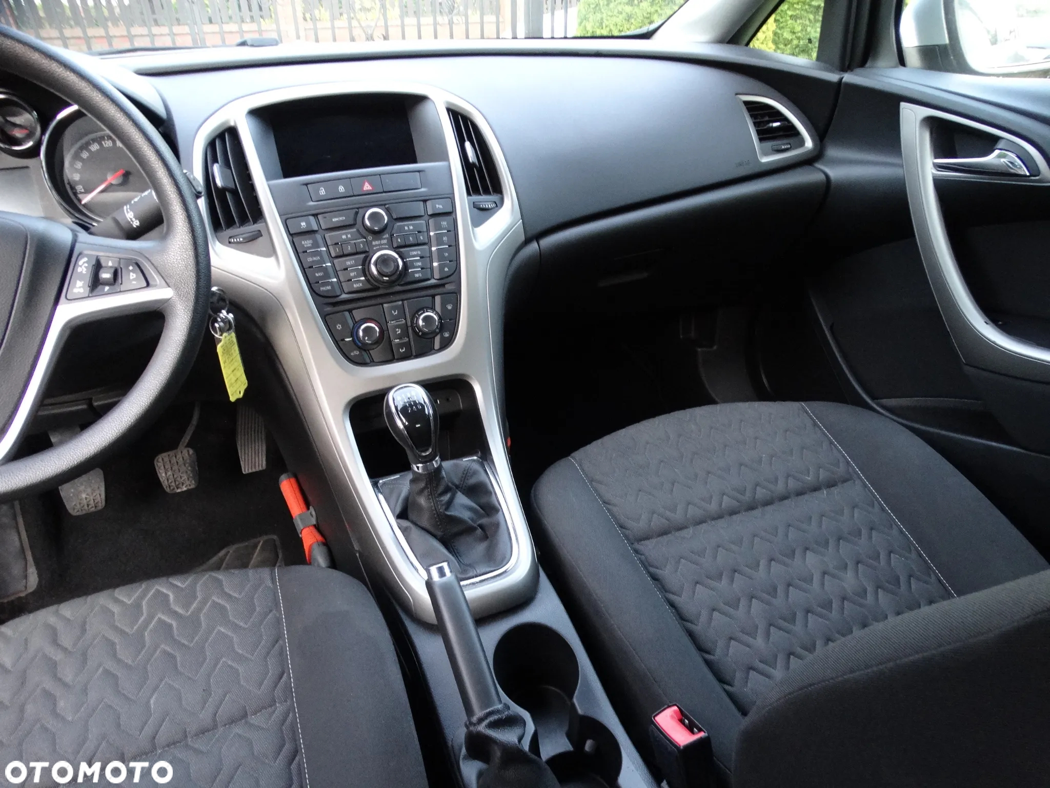 Opel Astra IV 1.4 T Active - 13
