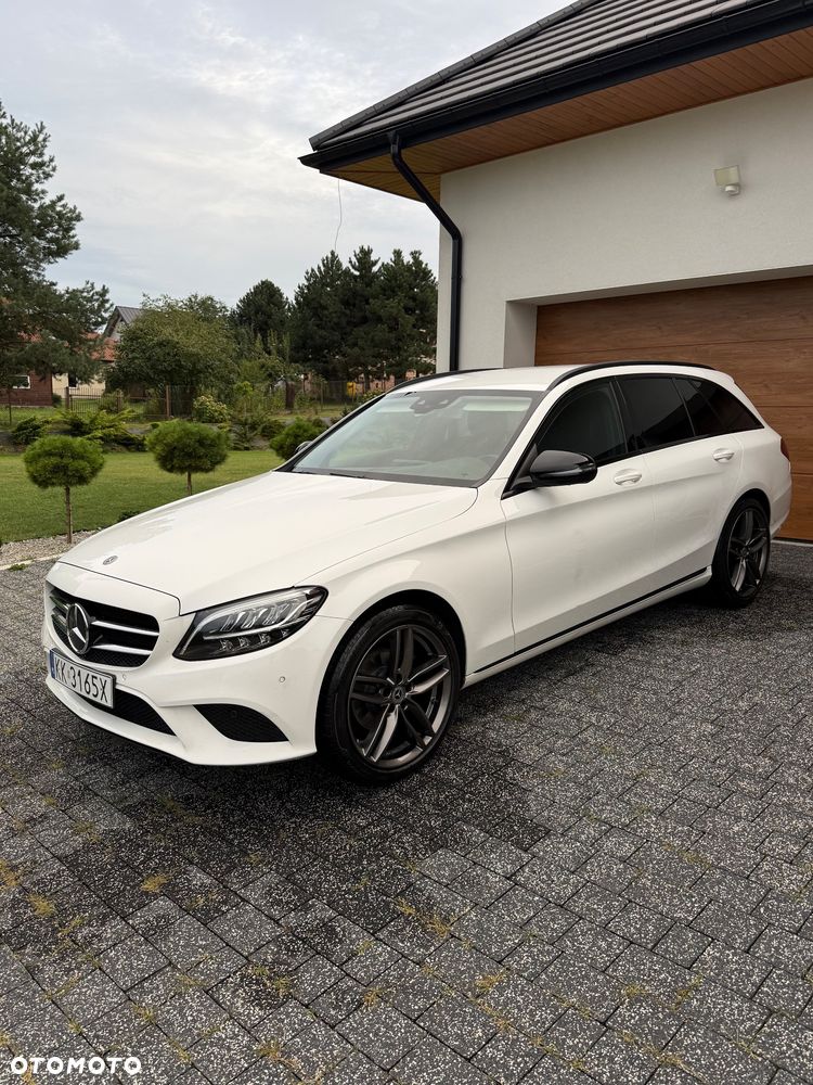 Mercedes-Benz Klasa C 220 d 4Matic 9G-TRONIC AMG Line - 1