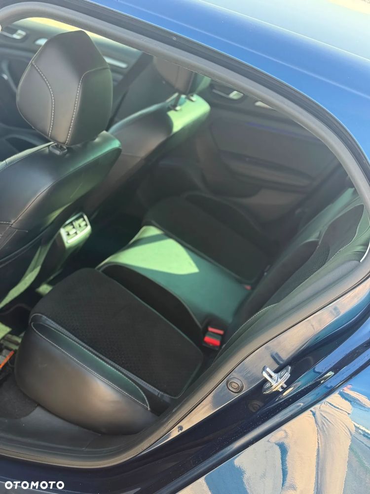 Renault Megane ENERGY TCe 130 EDC LIMITED - 17