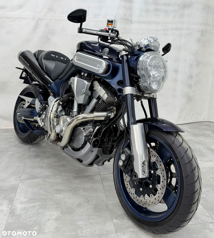 Yamaha MT - 8