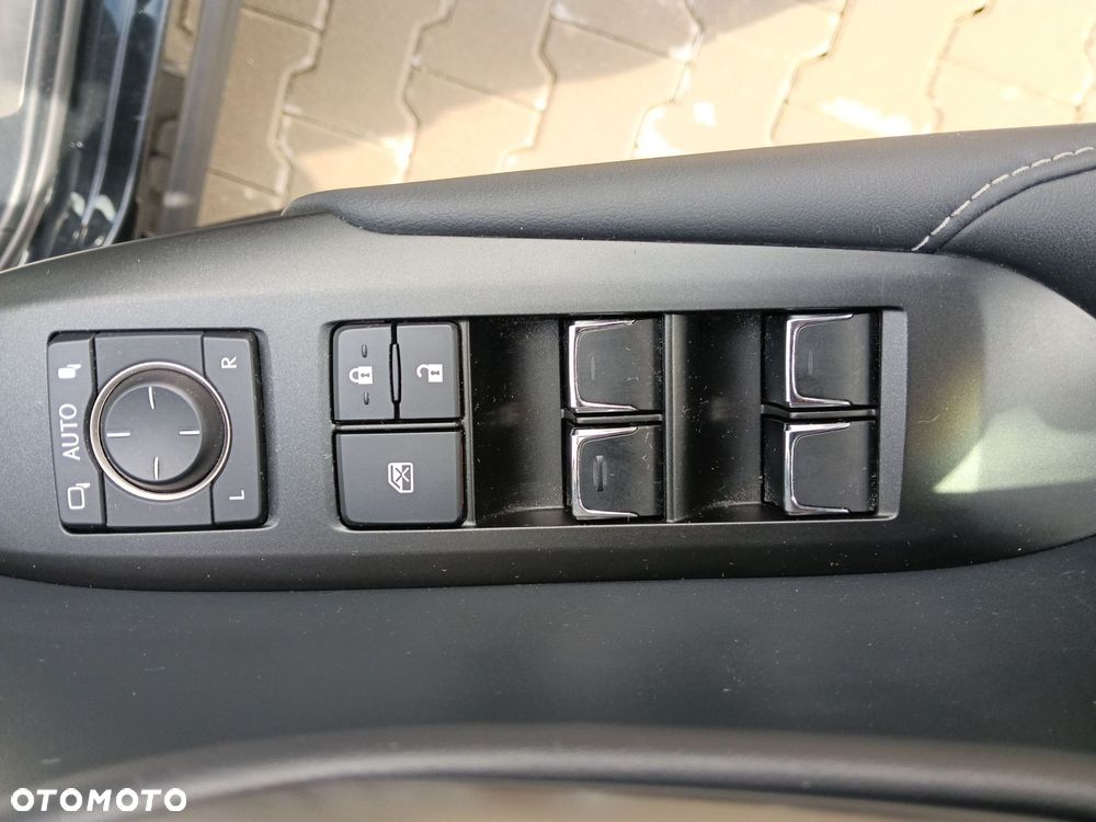 Lexus NX 300h Elegance + Business AWD - 16