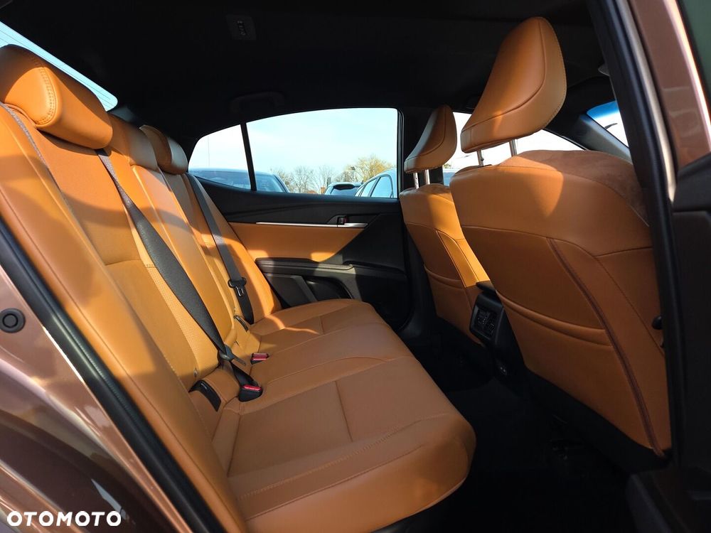 Toyota Camry 2.5 Hybrid Dynamic Force Prestige e-CVT - 18