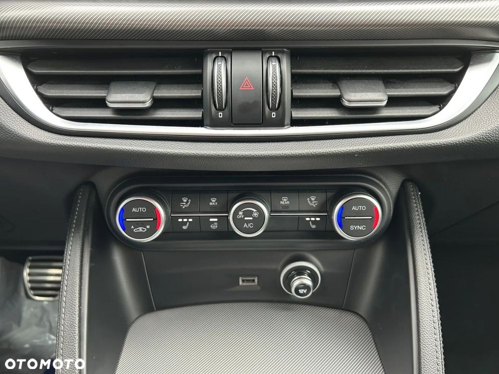 Alfa Romeo Stelvio 2.0 Turbo Veloce Q4 - 21