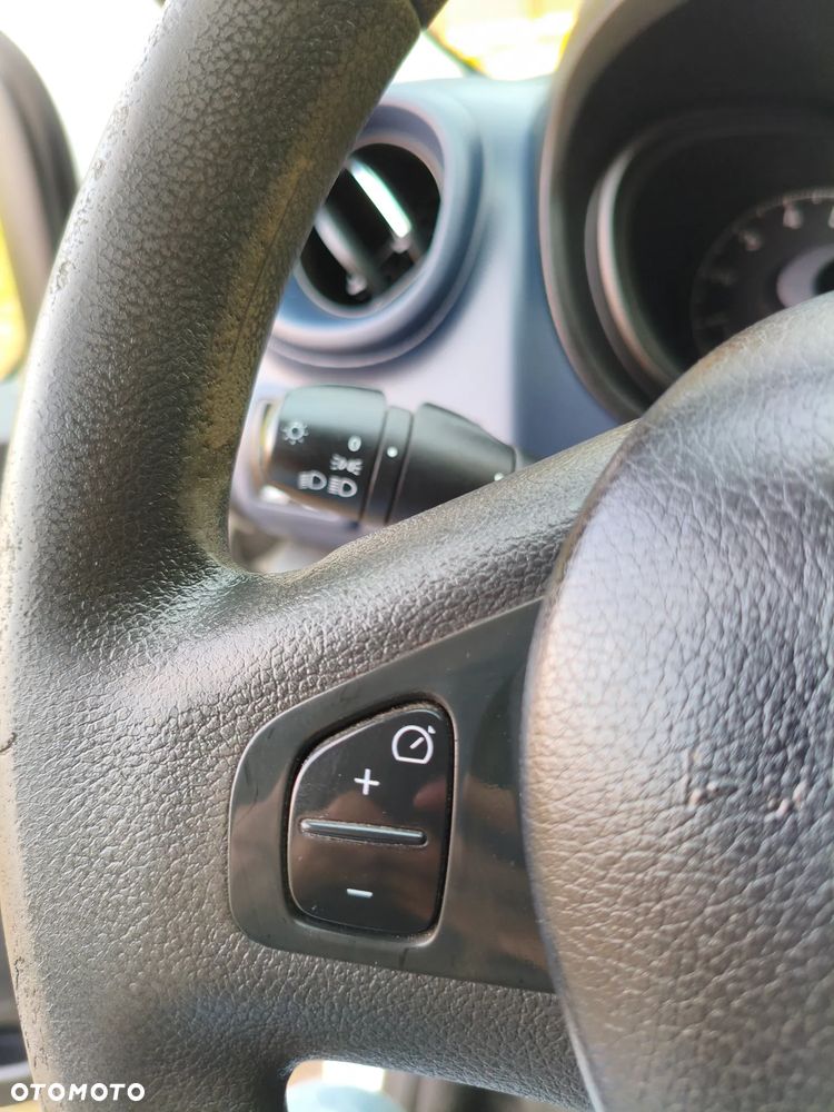 Opel Vivaro - 22