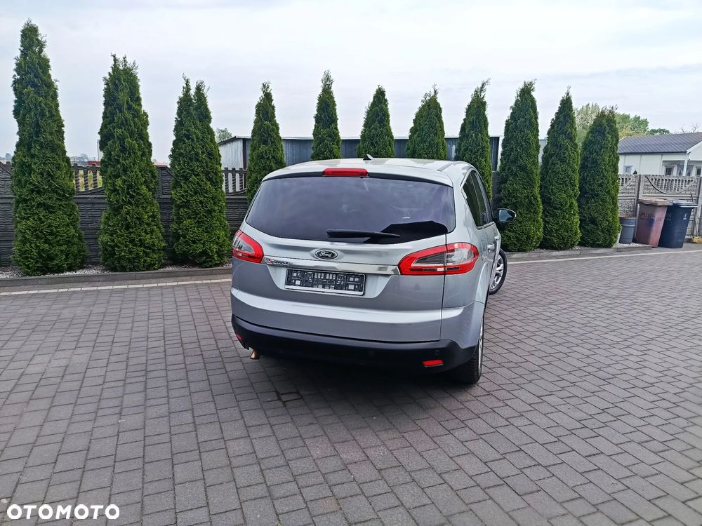 Ford S-Max 2.0 TDCi DPF Titanium X - 19