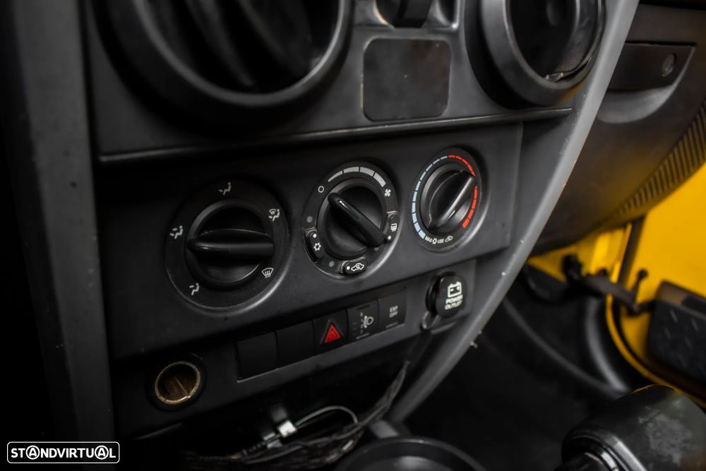 Jeep Wrangler 2.8 CRD ATX Sport - 20